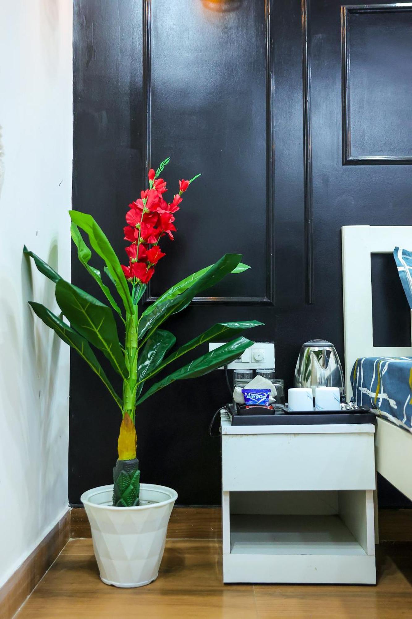 Agrah Stay - Kasa Lusso Stay Faridabad Εξωτερικό φωτογραφία