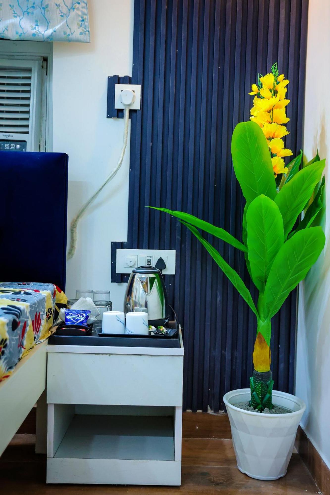 Agrah Stay - Kasa Lusso Stay Faridabad Εξωτερικό φωτογραφία