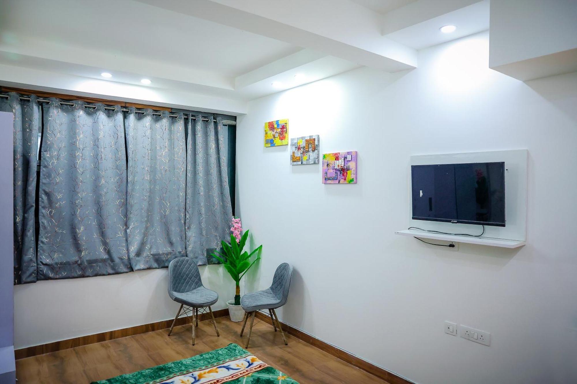 Agrah Stay - Kasa Lusso Stay Faridabad Εξωτερικό φωτογραφία