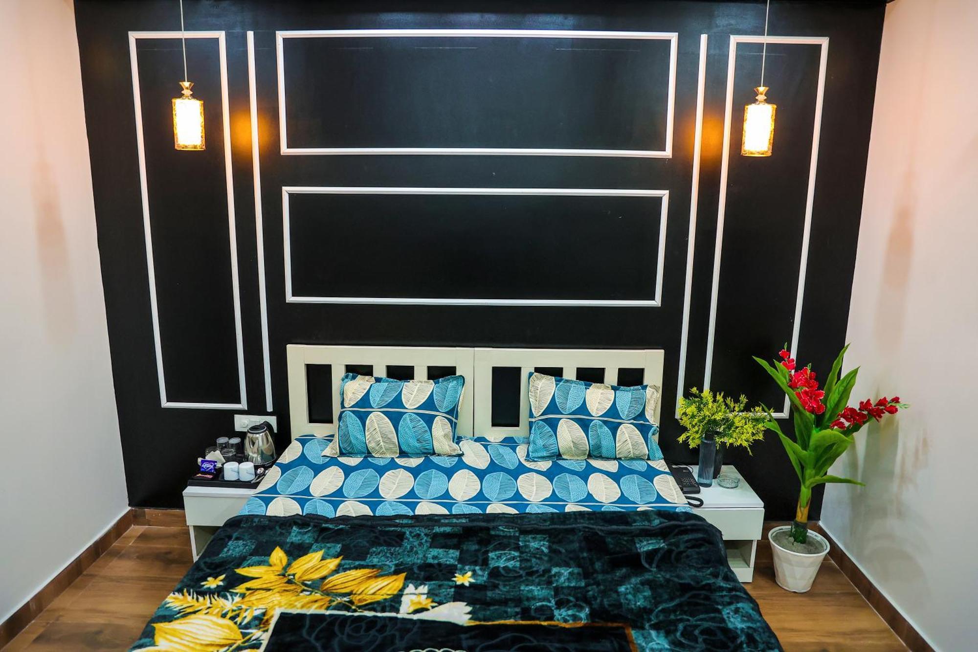 Agrah Stay - Kasa Lusso Stay Faridabad Εξωτερικό φωτογραφία