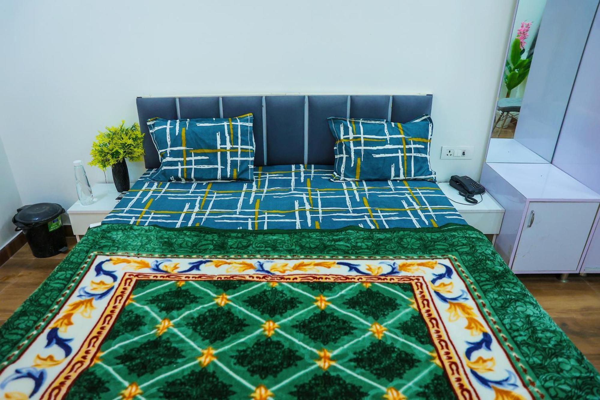 Agrah Stay - Kasa Lusso Stay Faridabad Εξωτερικό φωτογραφία